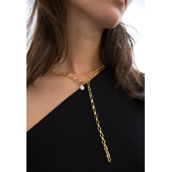 Lucky shop pearl necklace