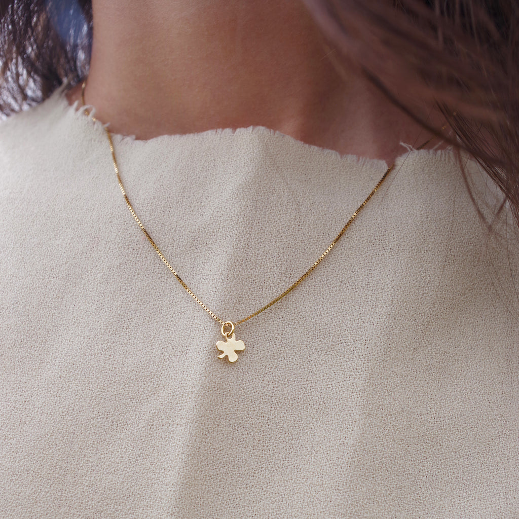 Clover Pendant Necklace – LetsTango