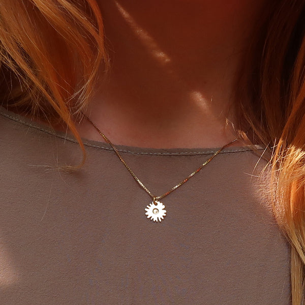 SALE Little Daisy Necklace